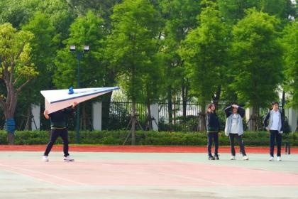 上海宏润博源学校科学艺术展.jpg