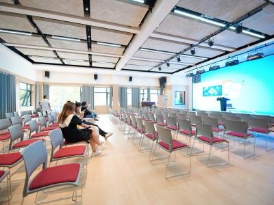 美中国际爱智学校（GIA）