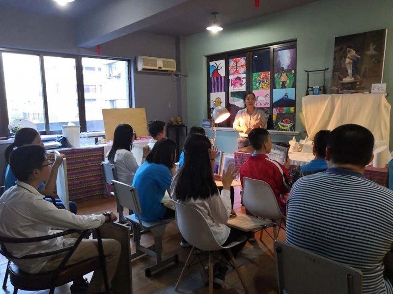 美国林登中学上海校区课堂.jpg