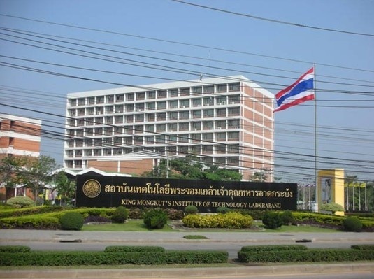 拉卡邦先皇技术学院