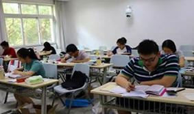 无锡新航道暑假封闭班配图