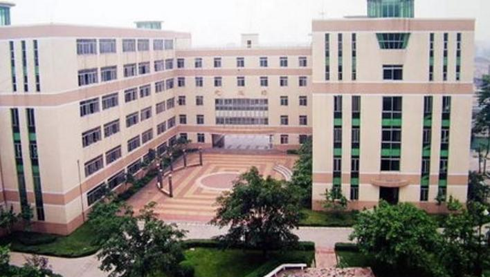 重庆市潼南县闇公职业高级中学