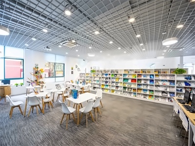 上海市燎原双语学校校园环境