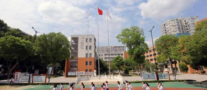 南京航空航天大学附属高级中学