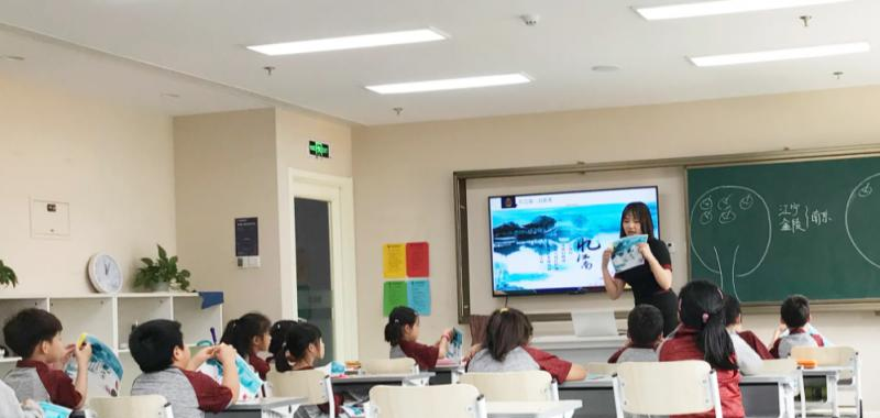 北京明诚外国语学校初中部