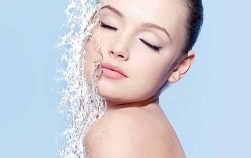 bb霜要用什么卸妆_用什么卸bb霜好