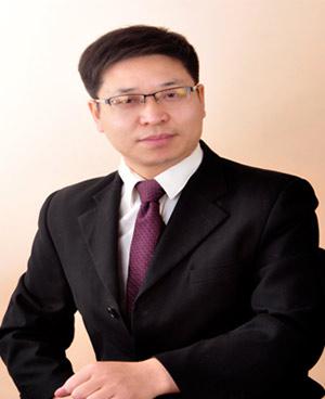 王小江