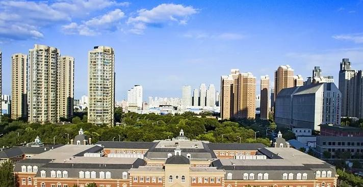 上海惠灵顿国际学校初中部2023年入学考试