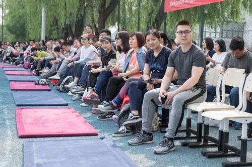 北京明诚外国语学校