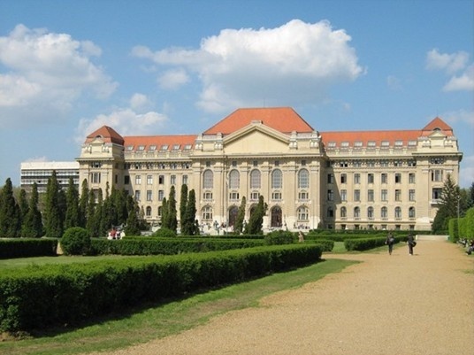 德布勒森大学