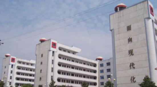 黄冈科技职业学院6