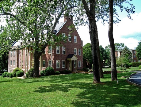 南弗吉尼亚大学