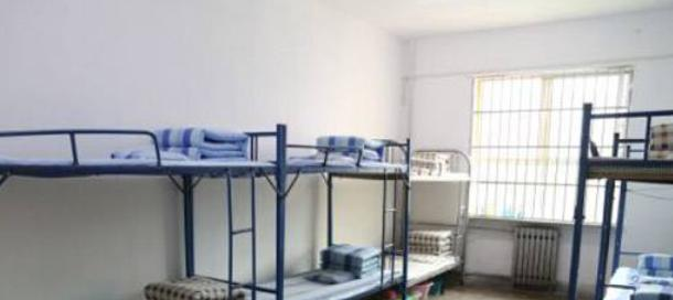 成都公共交通职业中学2021年宿舍条件