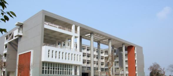 四川矿产机电技师学院