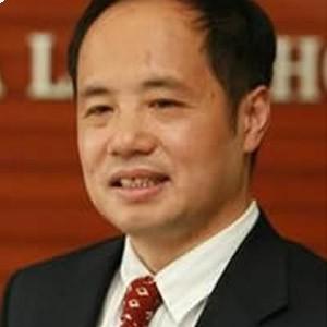 王利明