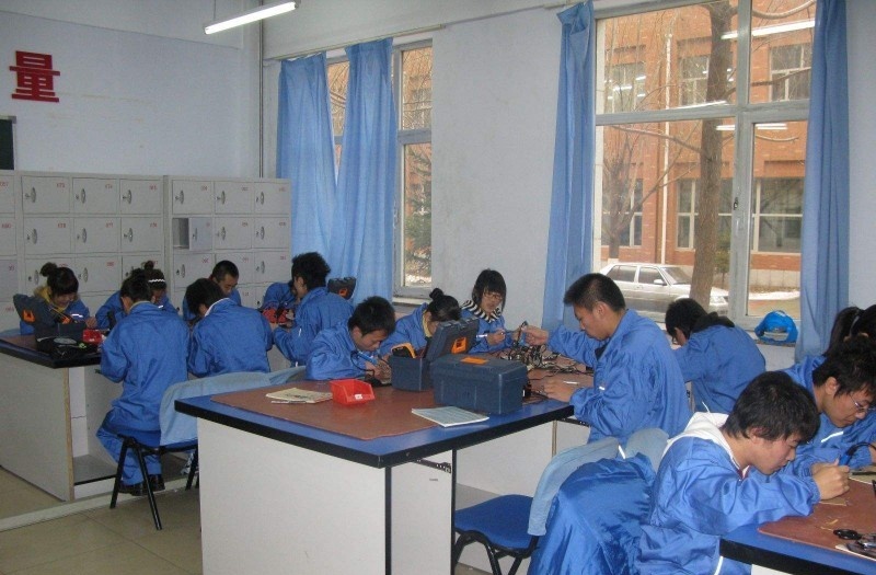 蓬溪应用技术职业学校