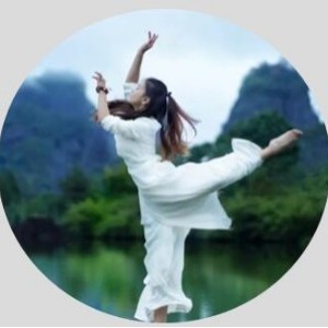 依文老师