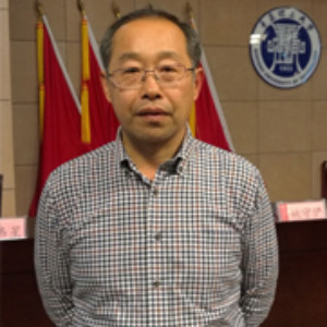 曲成平