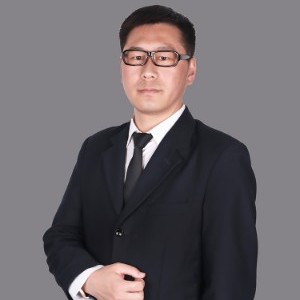 钱磊