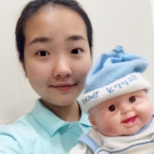 宜春抱抱熊早教馆:小宇老师