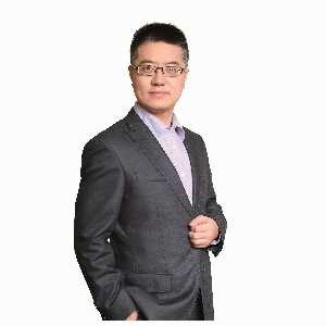 岳业鹏