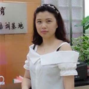 广美职业培训学校:何老师