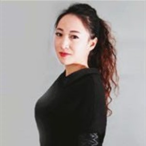 李莹