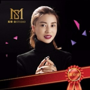 黄玲玲