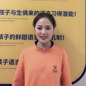 深圳睿丁英语:Fiona