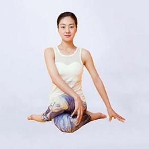 西安爱瑜伽教练培训学院:李姣（高级导师）