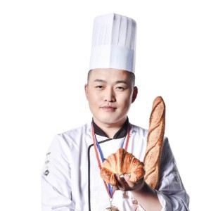 朋福东