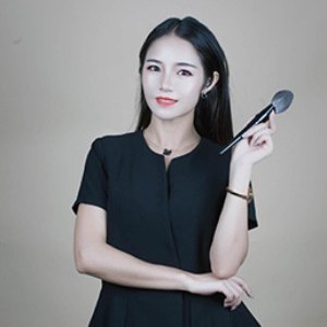 李甜甜