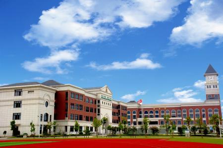 教育学院举办首届中英文辩论赛复赛