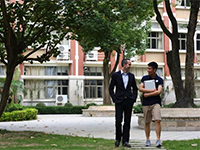 ç–¯ç‹‚æxa0¡é•¿å´å¿—å¼˜ï¼šæ·±è€•æ•™è‚²34å¹´ï¼Œèµ°éå„å›½é™…åxad¦æxa0¡