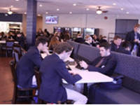 易赛思国际高中的校园生活