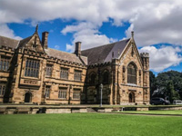 澳洲高中班：签约入读澳洲前八大学名校