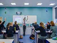 南京三中中美课程班安排