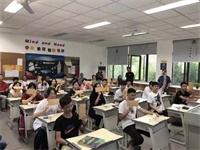 @重庆十八中学国际部学生：开学啦！