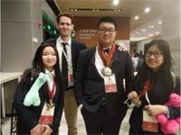 一年一度的Lee奖学金颁奖典礼隆重举行