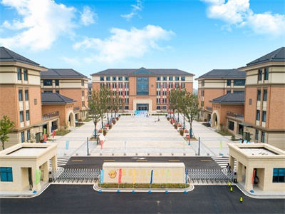 张家港外国语学校中加肯特班课程介绍