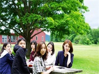 美国达罗捷派学校中国分校创始届学生提前2年毕业获Top10大学全额奖学金！