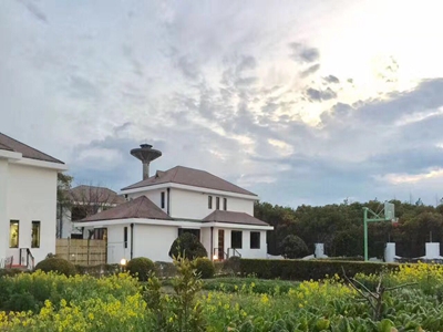 夕阳下的校园