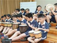 剑桥郡加拿达外国语学校课程设置如何？