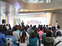 YSAU英圣艺术联盟学校联手数十所高校举行“2015服装设计国际公益巡回讲堂”