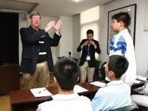 在深圳读书，拿美国高中毕业证的学校