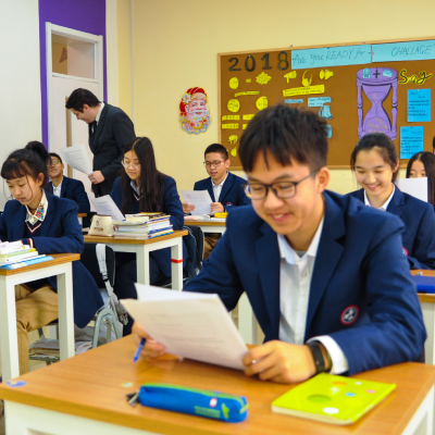 北京市中关村外国语学校高中部