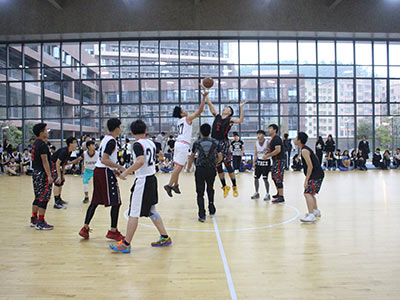 校园篮球赛