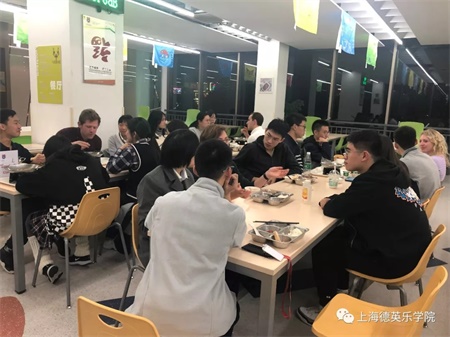 Student Talk | 牛津、剑桥大学校友分享会|上海德英乐学院