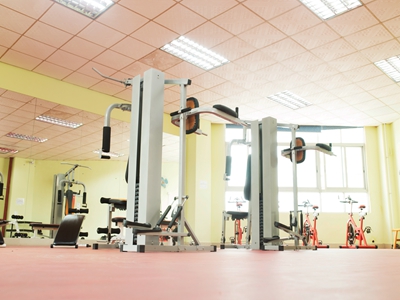 深圳市富源英美学校学费多少及奖学金问题