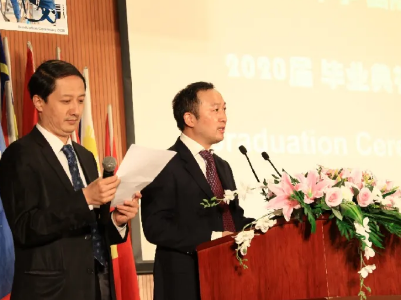 2020年进才国际部毕业典礼隆重举行